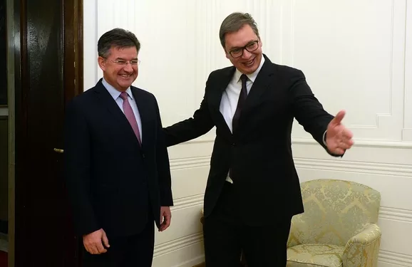 DIJALOGU O NORMALIZACIJI Lajčak održao odvojene sastanke sa Vučićem i Kurtijem