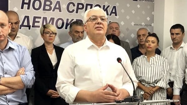 Mandić: Krivokapić nam sinoć saopštio da je u toku državni udar i da službe otkazuju poslušnost