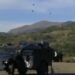(VIDEO): Srpski vojni helikopteri nadlijeću punkt Jarinje sa srpske strane