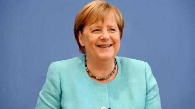 Merkel: Ne morate se zvati Erika ili Klaus da biste bili Nijemci