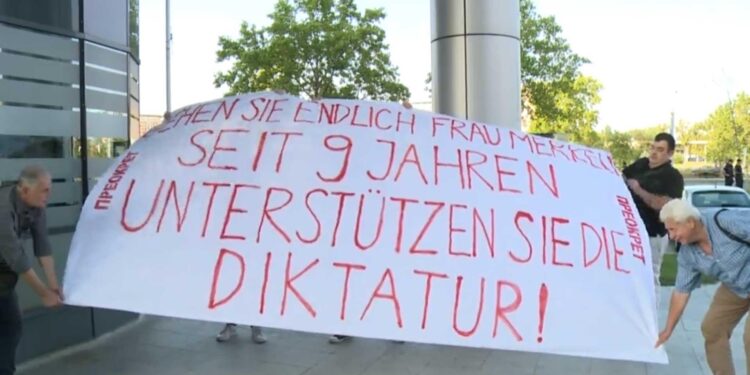 HLADAN TUŠ ZA MERKELOVU U SRBIJI: EVO ŠTA JE DOČEKALO