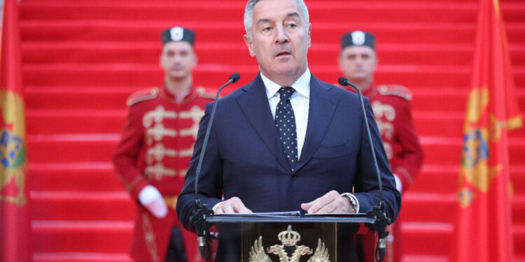 Đukanović: Pozivam sve građane Crne Gore svih vjera i nacija i političkih opcija da doprinesemo očuvanju mira