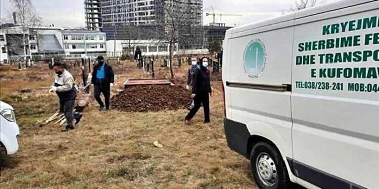 PO SRPSKOM, PRAVOSLAVNOM OBIČAJU Islamska zajednica organizirala sahranu 80-godišnje Srpkinje!