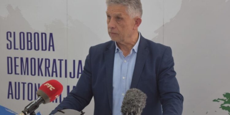 OBUSTAVITI ASIMILACIJU BOŠNJAKA