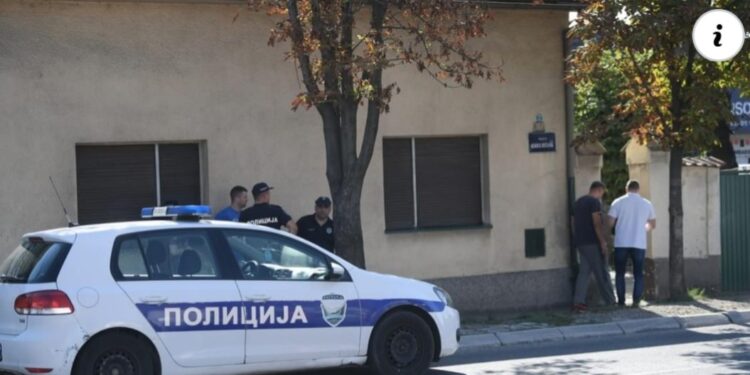 Podstanar s pet metaka izrešetao gazde