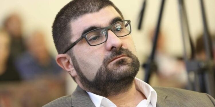 Odgovor Sandžak Danas-a Fehratoviću: PO ČIJEM NALOGU OSPORAVAŠ SANDŽAČKU HIMNU?!