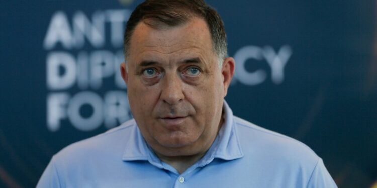 Dodik: Spreman sam na sastanak s Izetbegovićem i Čovićem, ali bez stranaca