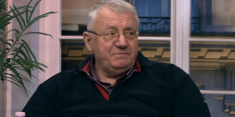 VOJISLAV ŠEŠELJ UPOZORAVA: Mora se da se spriječi nasilna smjena vlasti i atentat na predsjednika Srbije! “VIKEND JUTRO” NA TV HAPPY