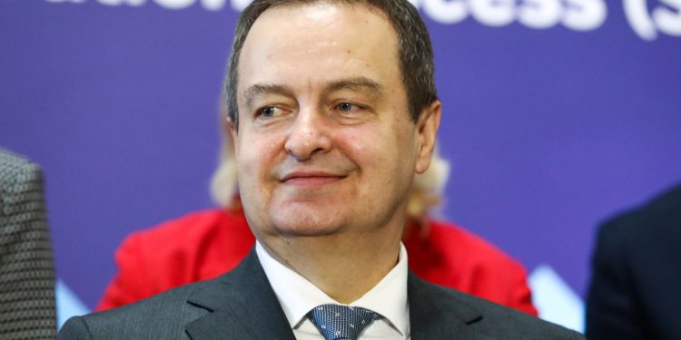 DAČIĆ: PRIJETNJE VUČIĆU DOLAZE IZ SUSJEDNIH ZEMALJA