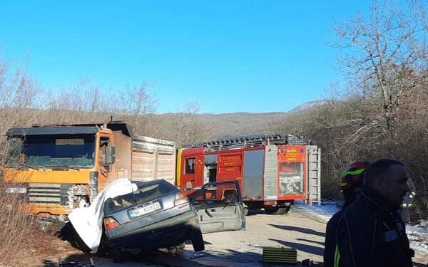 Dvije osobe stradale u udesu u nikšićkoj Župi