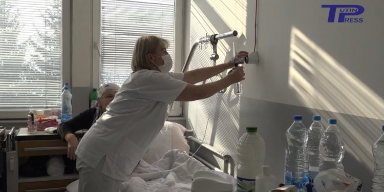(VIDEO) Tutin: Centralni dovod kiseonika u Domu zdravlja stavljen u funkciju