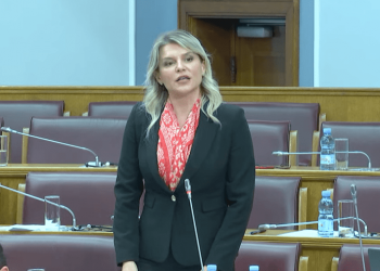 Vuksanović-Stanković: Odlazeći premijer ne smije potpisati ništa što ruši građanski i sekularni karakter Crne Gore
