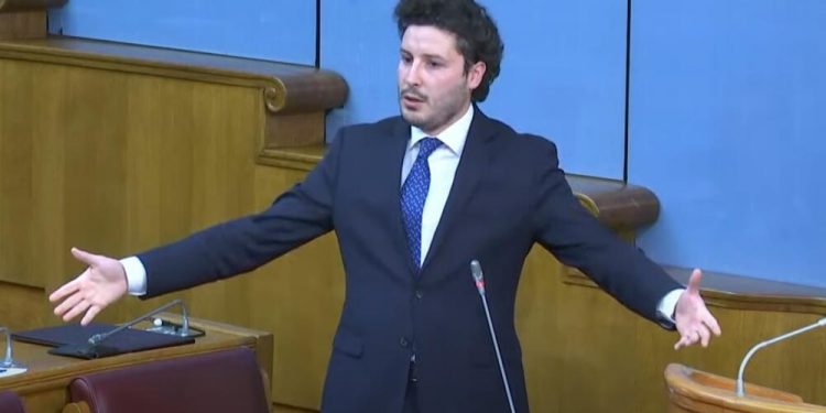 Konatar: Razgovori o novoj vladi počinju već sjutra, smatram da Abazović treba da bude mandatar