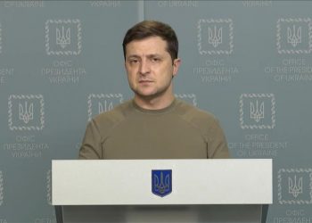 Zelenskiy: Ukrajinu branimo sami, najsnažnije svjetske sile posmatraju izdaleka