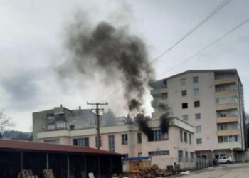 DRAMA U BH. GRADU: GORI POLICIJSKA STANICA