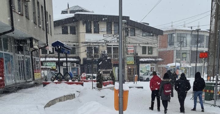 NOVE SNIJEŽNE PADAVINE U TUTINU