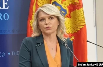 Vuksanović Stanković: Demokrate brane vjeru, a Crkva im poručuje da ne mogu da koriste njen plato