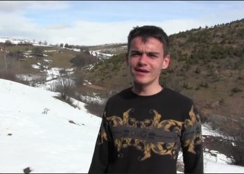 (VIDEO) PJEVA SANDŽO PA UBIJA! Ernad Čolović ima talenat kao rijetko ko u svijetu