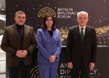 ANTALIJA: SASTANAK DŽAFEROVIĆA I JASMINE CURIĆ