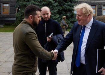 Britanski premijer Johnson sastao se u Kijevu sa Zelenskim