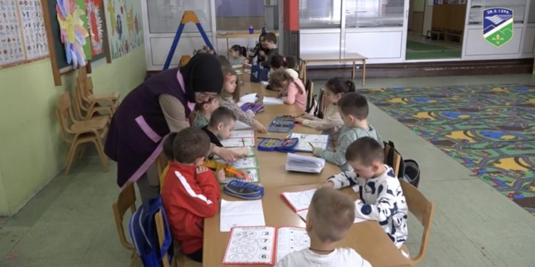 (VIDEO) U PU “Habiba Stočević” u Tutinu počeo upis predškolaca