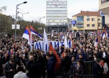 (VIDEO) Lukić upitao okupljene Srbe u Banjaluci: Jeste li vi genocidan narod? – Uslijedio je odgovor: Jesmo!