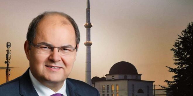 SCHMIDT: BOSANSKI ISLAM NIJE RADIKALAN, TRADICIONALNO JE OKRENUT EVROPI