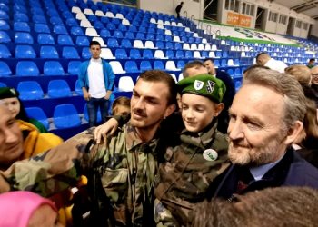 Izetbegović u Cazinu: Samo SDA ima snagu da preuzme odgovornost i vodi BiH u ovome što nam slijedi