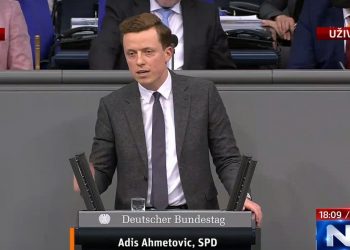 (VIDEO) Emotivan govor Adisa Ahmetovića u Bundestagu: Imam jednu želju…