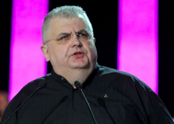 ČANAK: „Vučić će sam da se distancira od Dodika zato što više ne može da bude neutralan kad je u pitanju agresija, Dodik je pripremio bijeg iz BiH…”