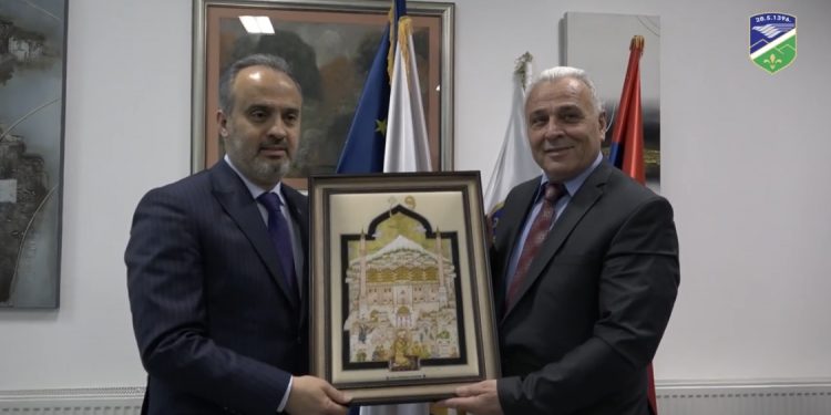 (VIDEO) Turski grad Bursa organizovao iftar u Tutinu, poručeno: Mi smo jedno, potrebni smo jedni drugima