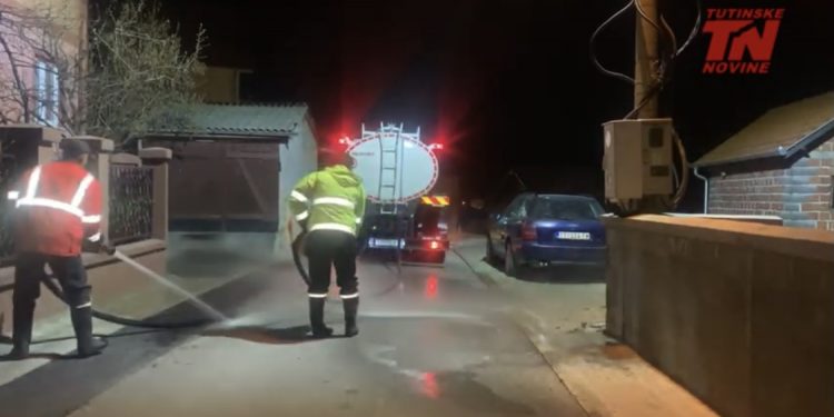(VIDEO) NASELJE KLEČE VEČERAS ZASIJALO U PRAVOM SVJETLU