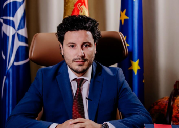 Doktor Ugljanin čestitao novom premijeru Crne Gore Dritanu Abazoviću formiranje Vlade