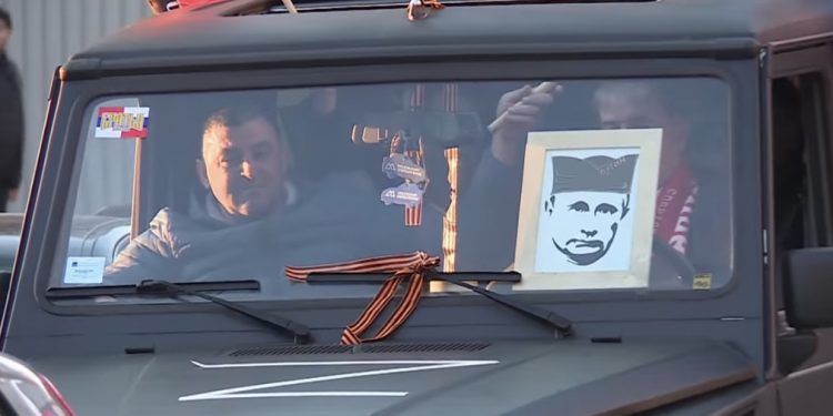 (VIDEO) Podrška Rusiji iz Beograda: Sloboda mišljenja ili poziv na agresiju