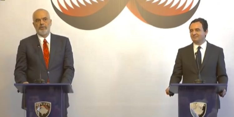 Kurti dočekao Ramu, premijer Albanije kasnio više od 10 minuta