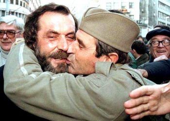 VUK DRAŠKOVIĆ UPUTIO VIDOVDANSKU PORUKU SRPSKOM NARODU