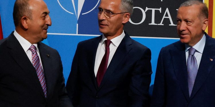 Postignut dogovor: Turska će podržati članstvo Švedske i Finske u NATO-u