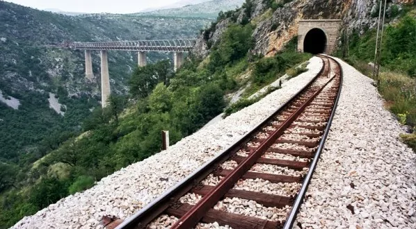 Jedna osoba stradala na pruzi između Kolašina i Podgorice