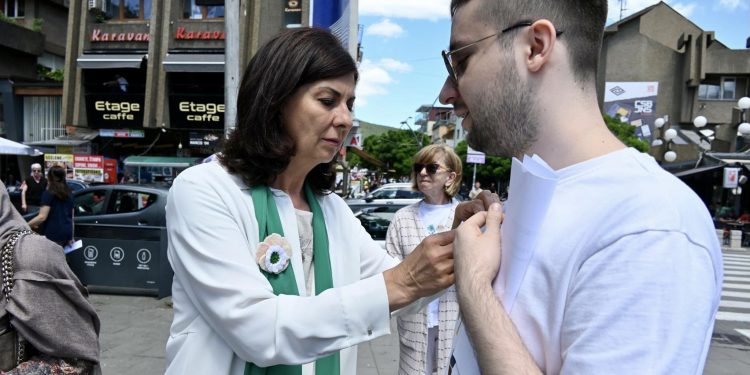 (FOTO&VIDEO) Curić: Genocid u Srebrenici nikad ne smijemo zaboraviti