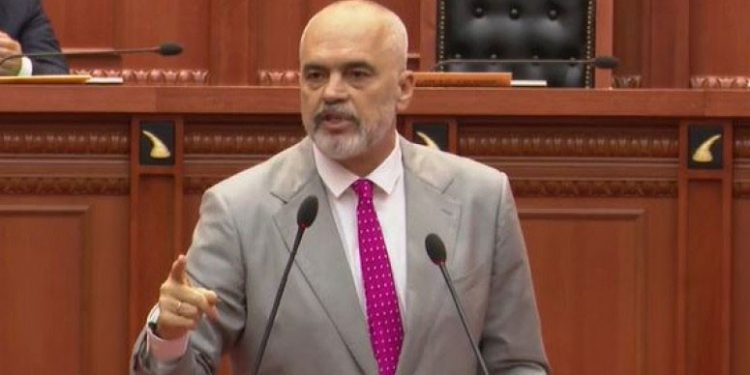 Rama u parlamentu: Zabili ste nož u grudi Kosovu