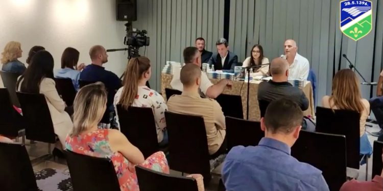(VIDEO) U Tutinu promovisana knjiga „Enes i Lucija“