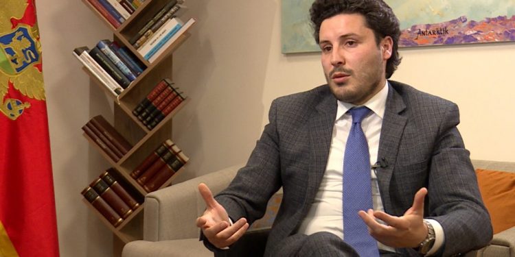 ABAZOVIĆ: SPREMAN SAM DA PODNESEM OSTAVKU