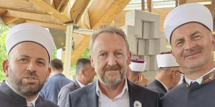 Fejzić: Sve dok u Beogradu ne bude spomenik stradalim u srebreničkom genocidu neće biti ni pomirenja na Balkanu