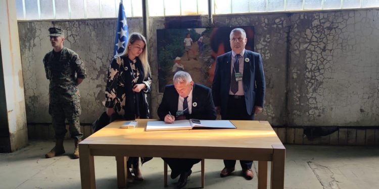 Delegacija BNV-a danas prisustvovala obilježavanju godišnice genocida u Srebrenici
