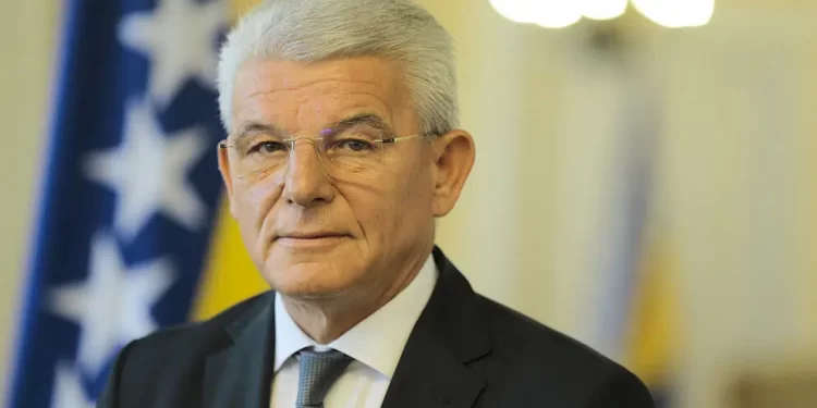 Džaferović: Neka međunarodna zajednica osudi prijetnje HDZ-a, a ne da popušta pred njima