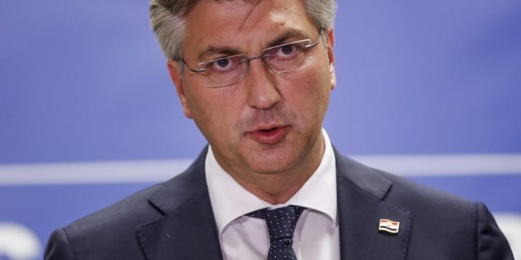 Plenković o Vučiću i Jasenovcu: Nazivaju nas ustaškom vladom