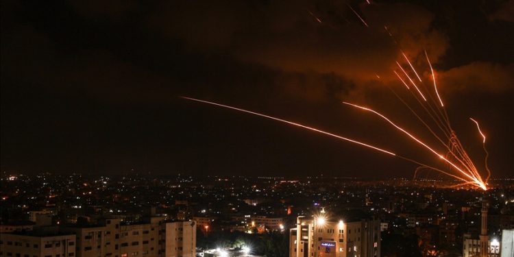 (VIDEO) Pokret Islamski džihad objavio da je ispaljeno više od 100 raketa na Izrael