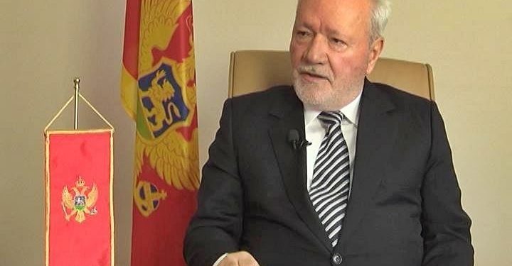 Dinoša: Temeljni ugovor potpisan na prepad i prevaru, Crnogorci više ne treba da trpe Abazovića