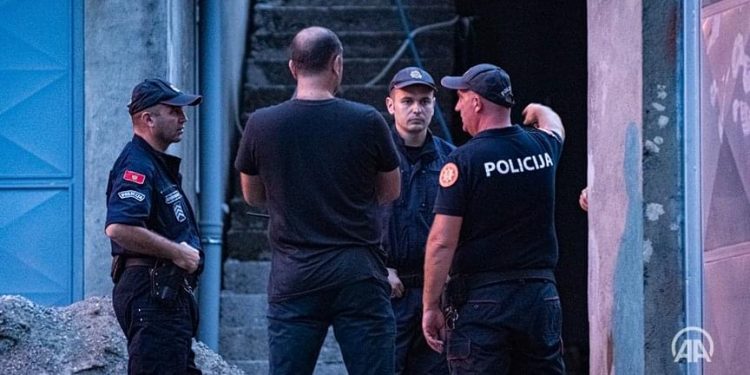 Crna Gora: U pucnjavi na Cetinju 11 mrtvih, policija ubila napadača