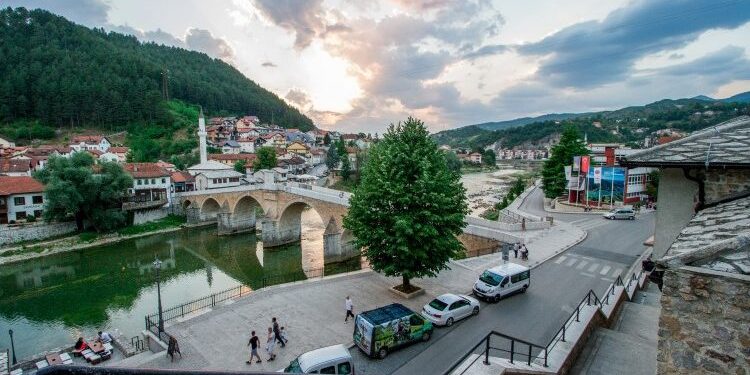 Nepoznata žena u Konjicu napravila tri džamije, svakog Ramazana stanovnicima sela šalje pakete hrane, kurbane za Kurban bajram…